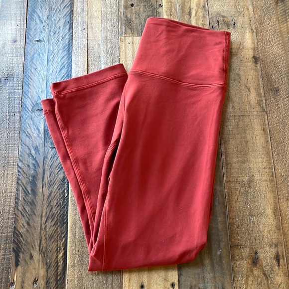 Lululemon Wunder Under cop (high rise) Full-On Luon 21”, size 6 - Picture 5 of 5